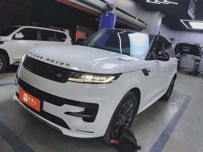 Land Rover Sport