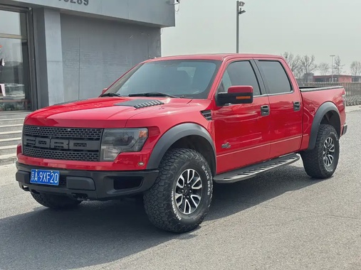 Ford F-150 Raptor 2014