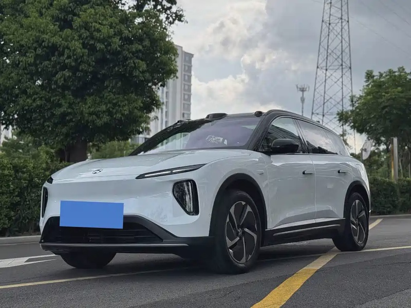 NIO ES6