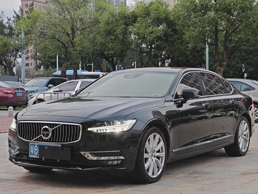 Volvo S90 2017