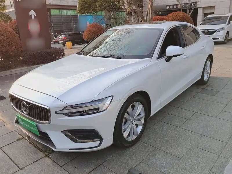 Volvo S60