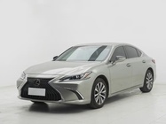 Lexus ES 2021
