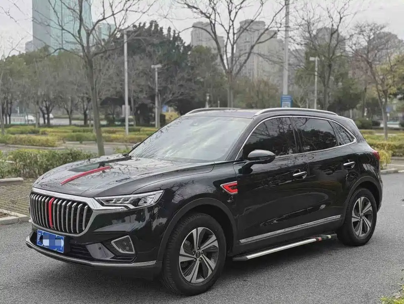 Hongqi HS5