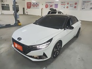Hyundai Elantra 2022