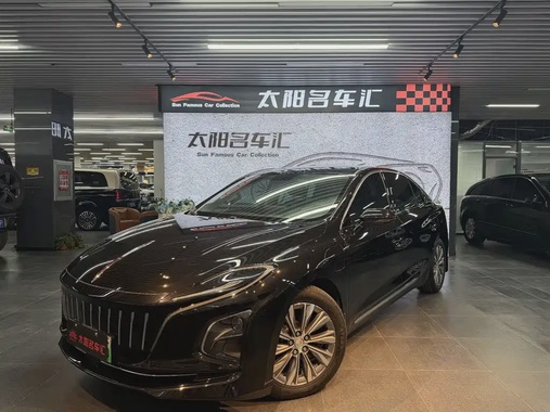 Hongqi E-QM5 2024