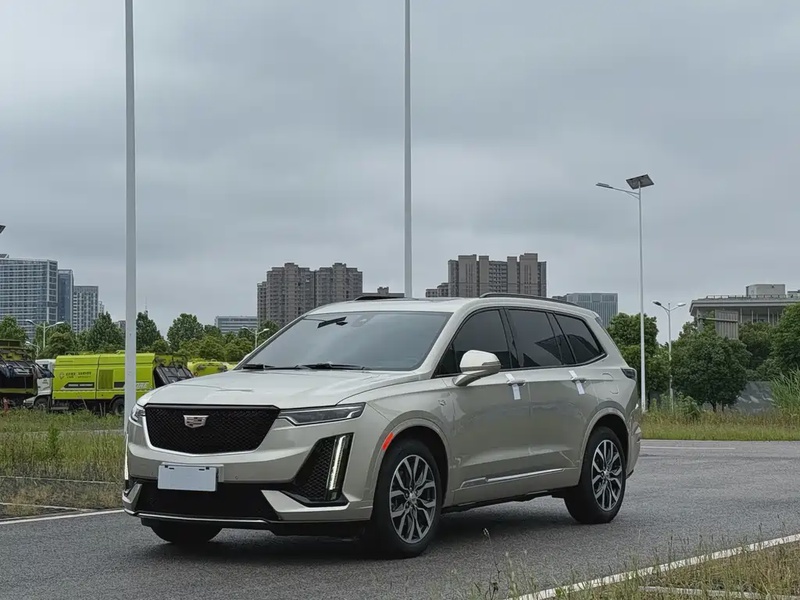 Cadillac XT6