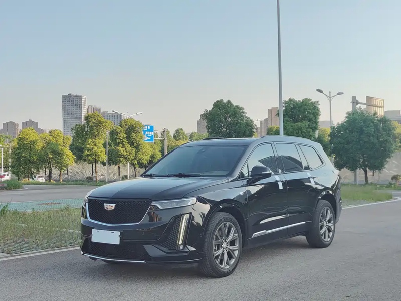 Cadillac XT6