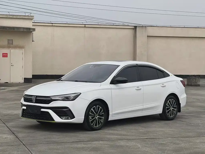 Roewe i5