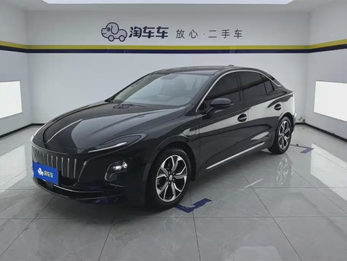 Hongqi E-QM5 2023