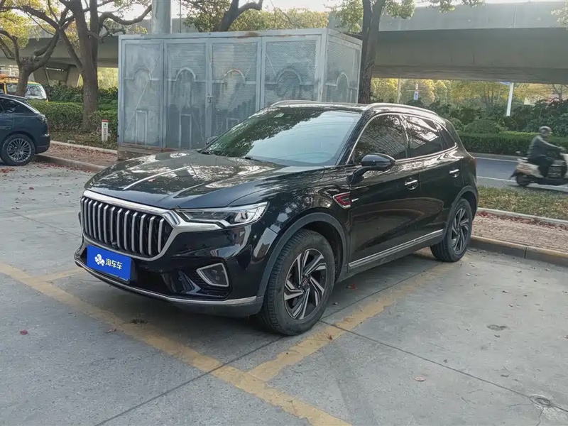 Hongqi HS5