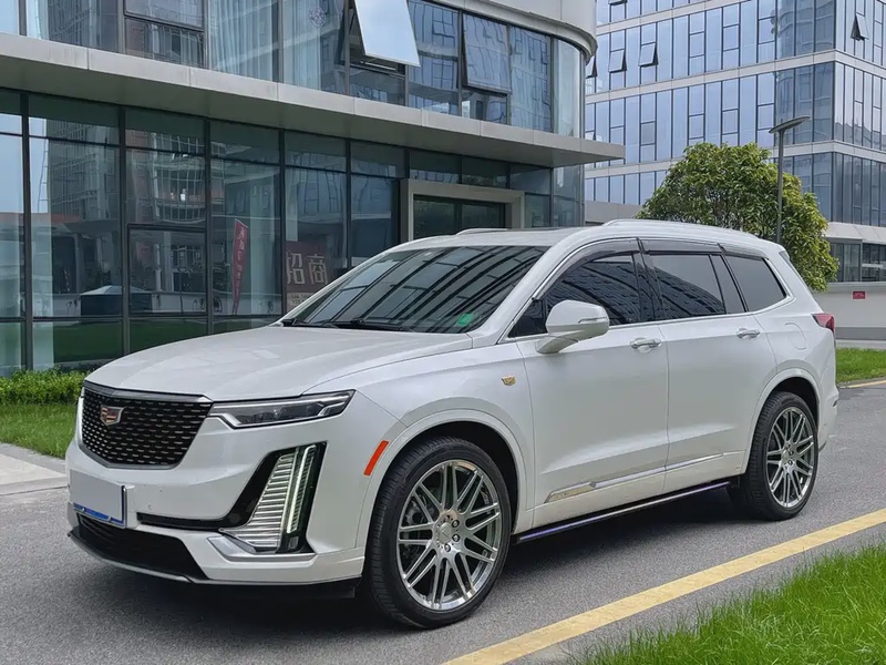 Cadillac XT6