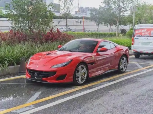 Ferrari Portofino 2019