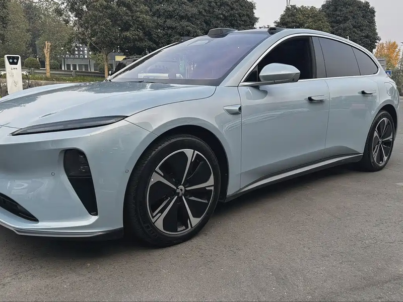 NIO ET5T
