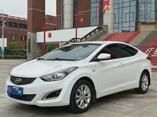 Hyundai Elantra 2016