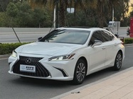 Lexus ES 2022
