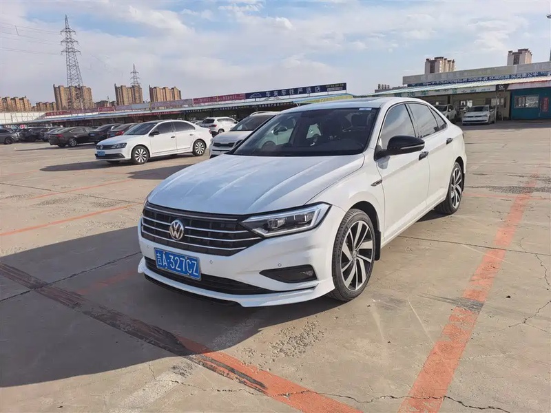 Volkswagen Sagitar