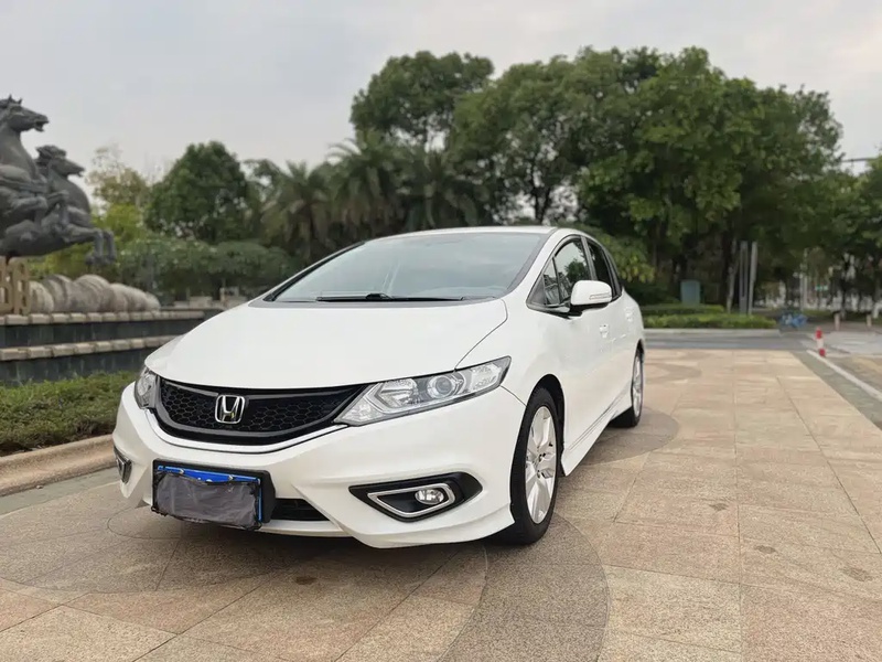 Honda Jade
