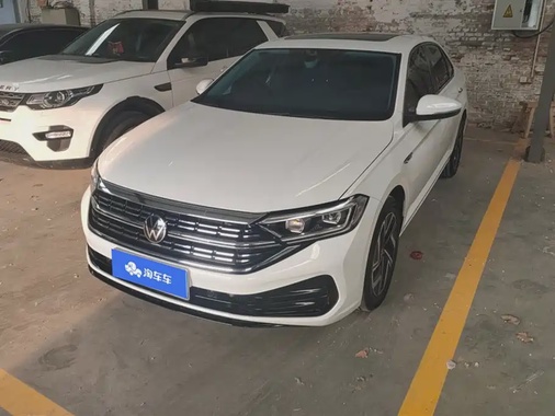 Volkswagen Sagitar 2024