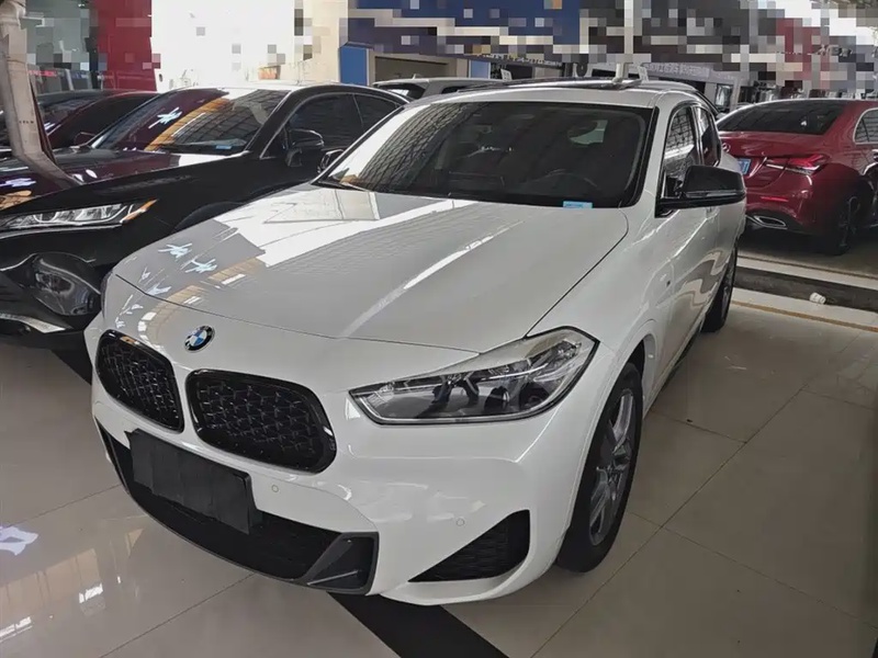 BMW X2