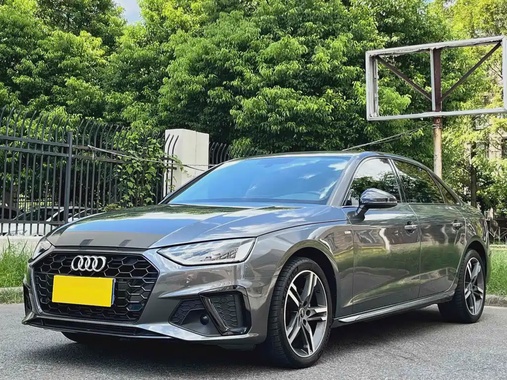 Audi A4 2022