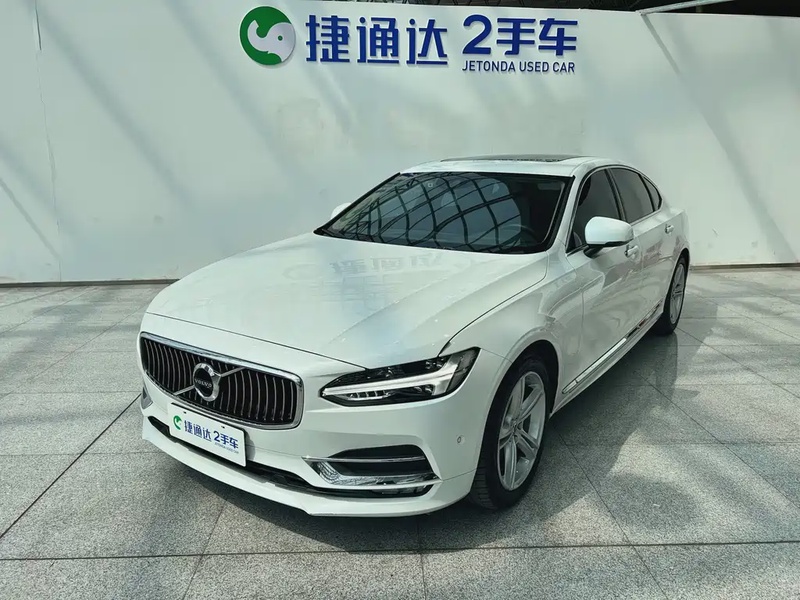 Volvo S90
