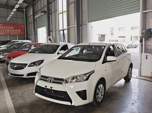 Toyota Yaris 2016