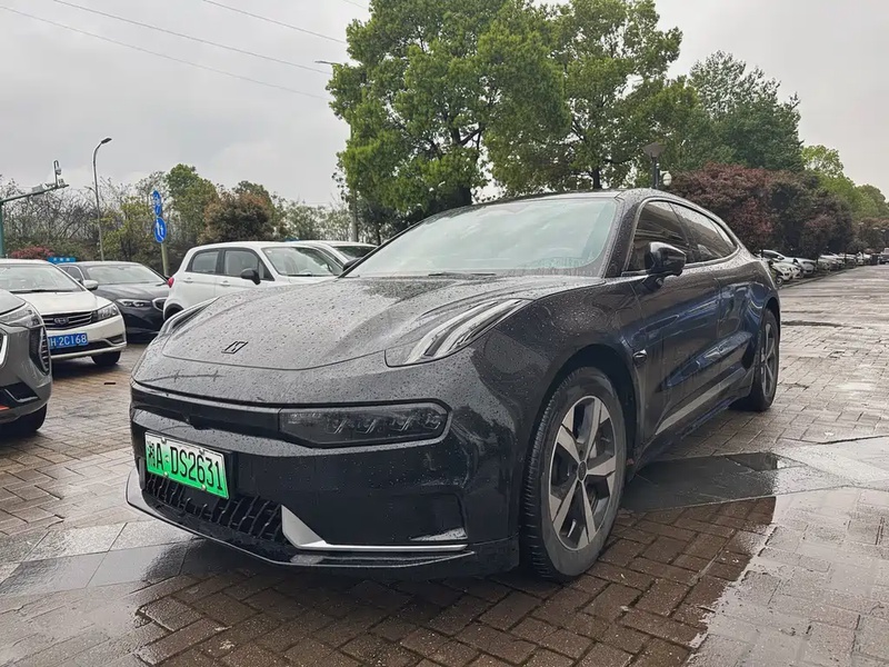 Zeekr 001