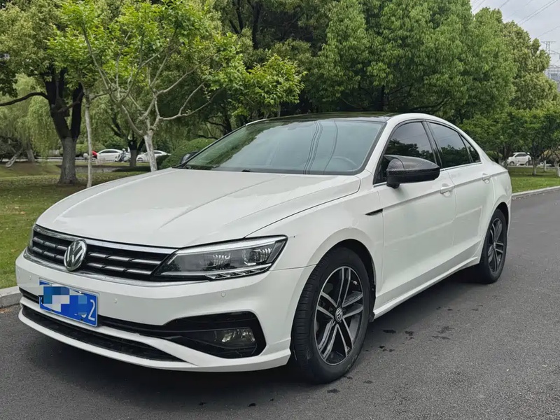 Volkswagen Lamando