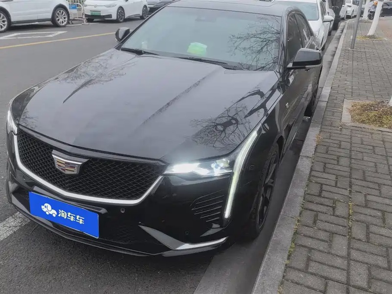 Cadillac CT4