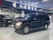 Mitsubishi Pajero 2018