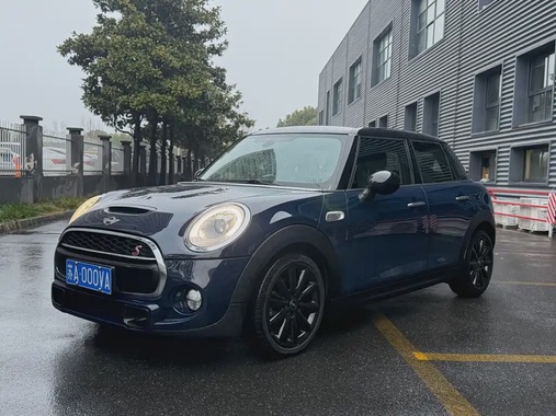 MINI Other 2018