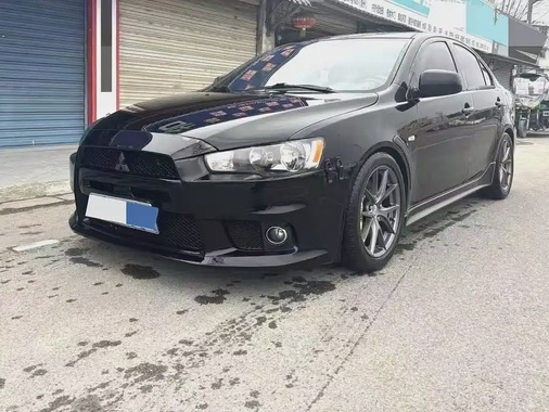 Mitsubishi Lancer EX 2013