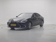 Lexus ES 2019