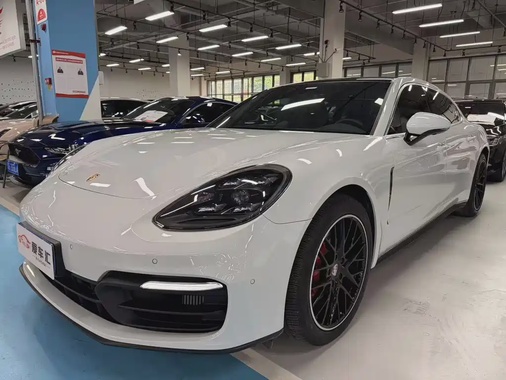 Porsche Panamera 2022