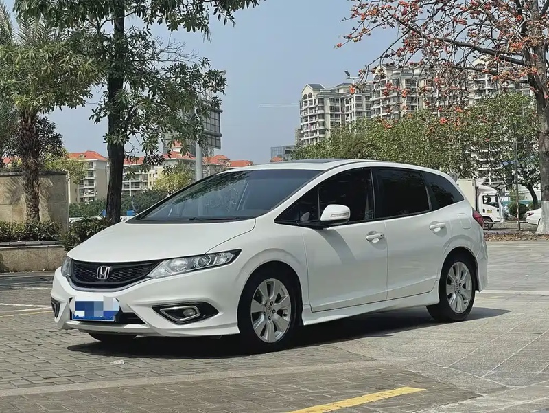 Honda Jade