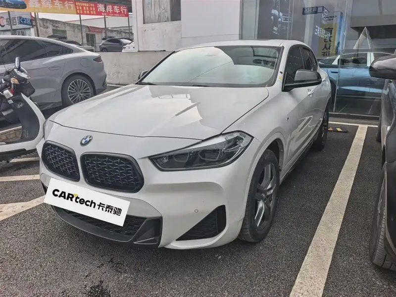 BMW X2