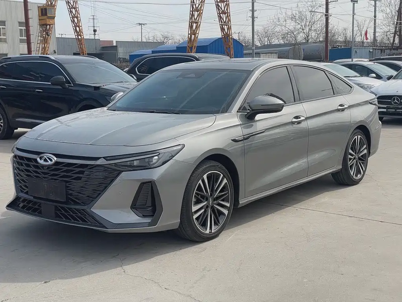 Chery Arrizo 8