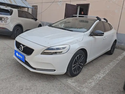 Volvo V40 2016