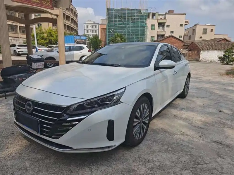 Nissan Teana