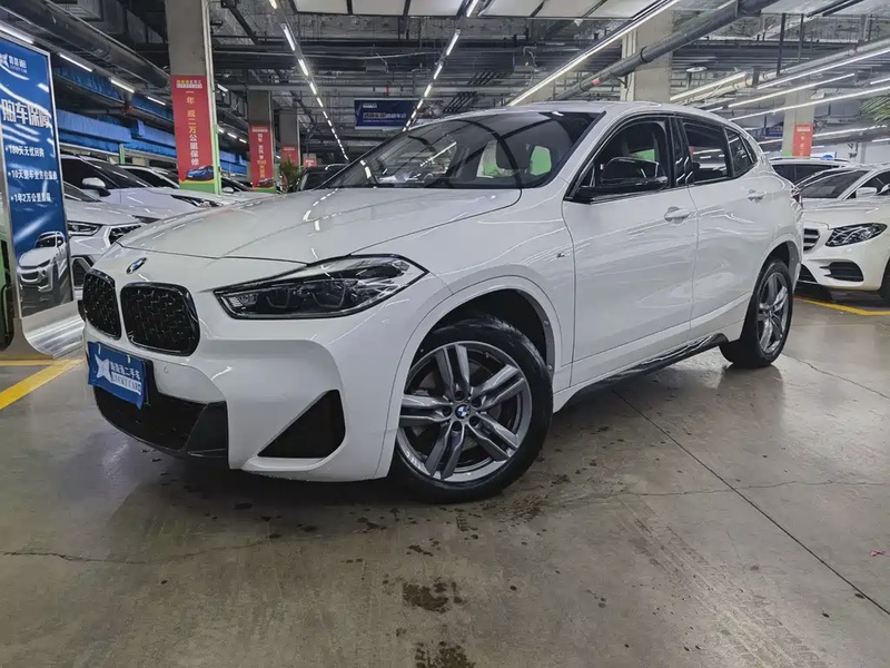 BMW X2