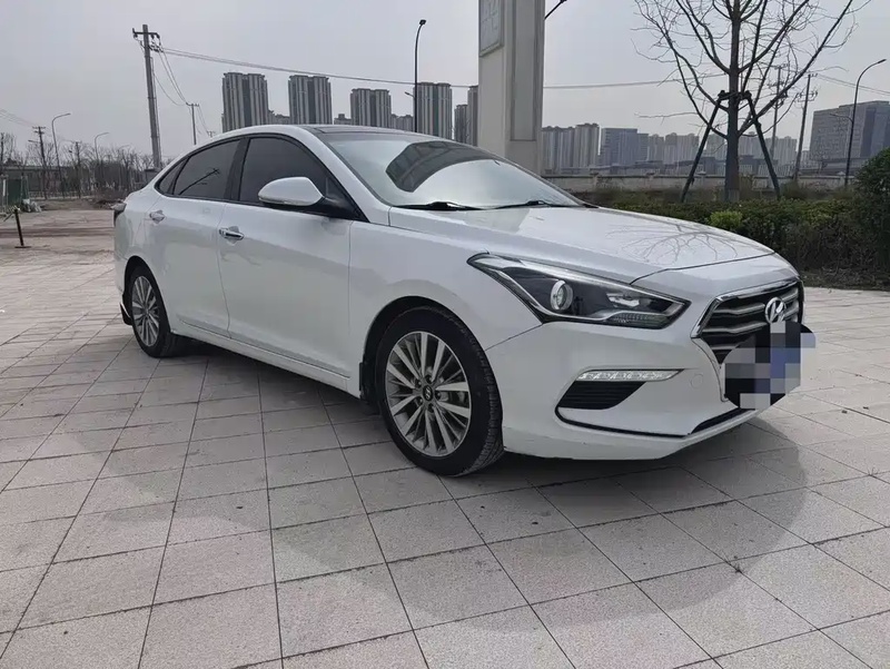 Hyundai Mistra