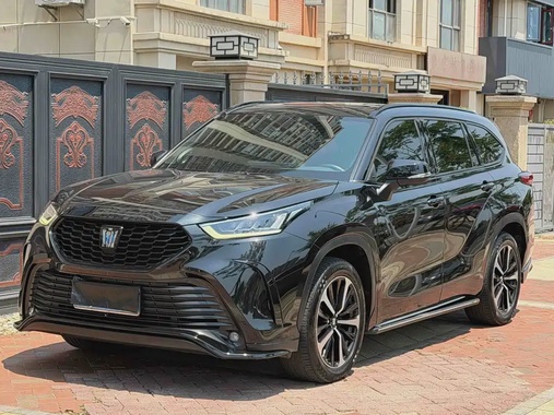 Toyota Crown Kluger 2022