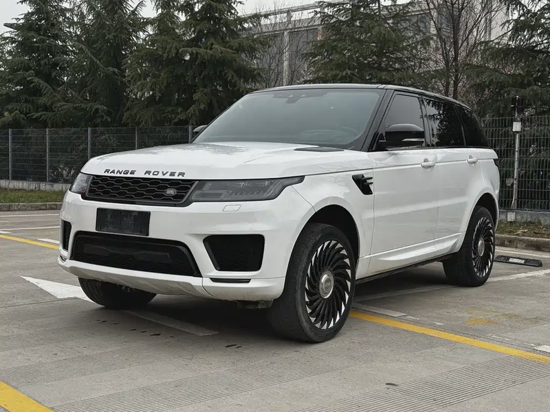 Land Rover Sport