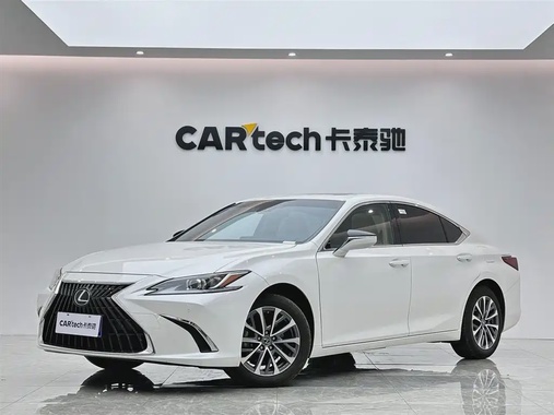 Lexus ES 2023