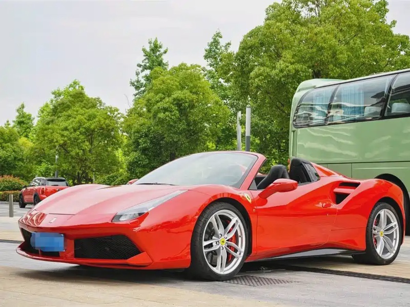 Ferrari 488