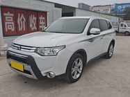 Mitsubishi Outlander 2015