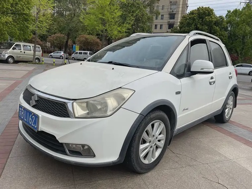 Suzuki SX4 2013