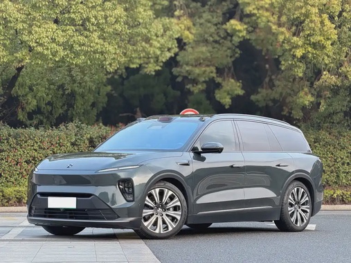 NIO ES8 2023