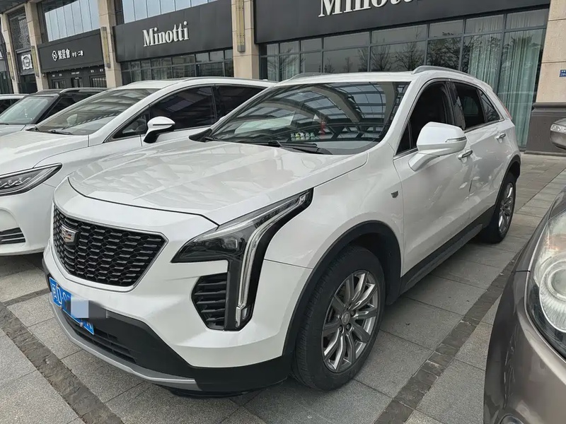Cadillac XT4