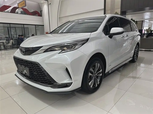 Toyota Granvia 2024